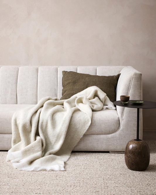 SORRENTO OFF WHITE THROW