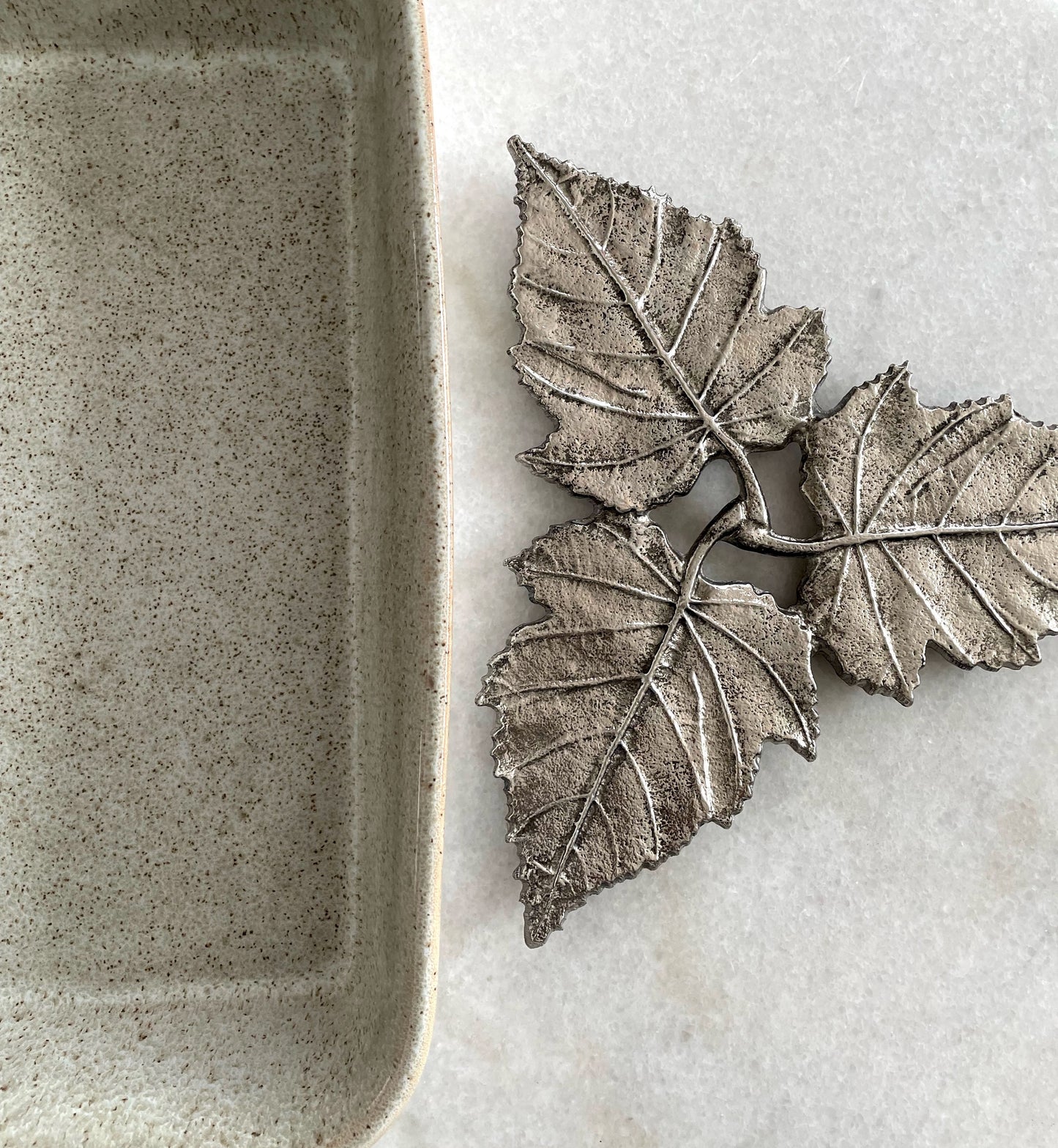 LEAF TRIVET